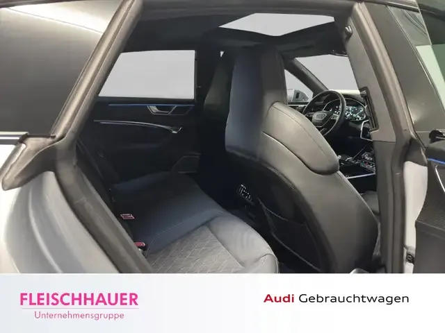 Audi S7