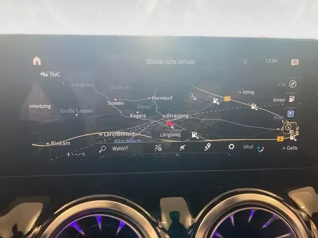 Mercedes-Benz EQA 300