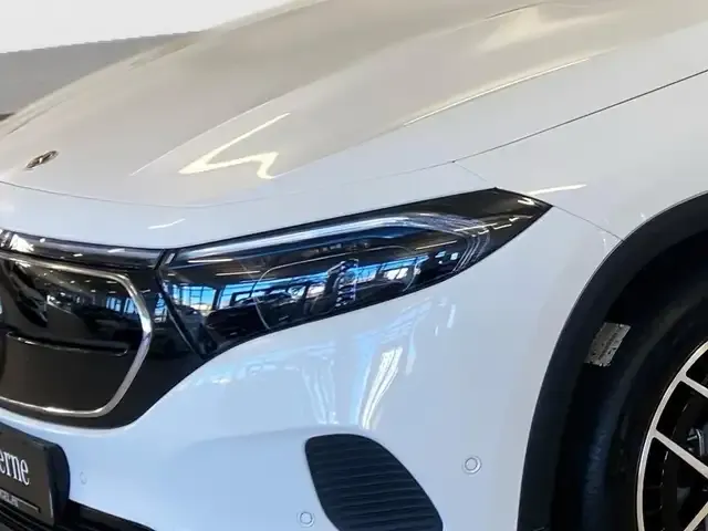 Mercedes-Benz EQA 300