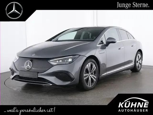 Mercedes-Benz EQE 300