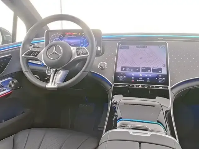 Mercedes-Benz EQE 300