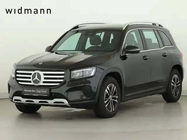 Mercedes-Benz GLB 200