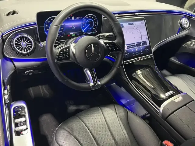 Mercedes-Benz EQE 300