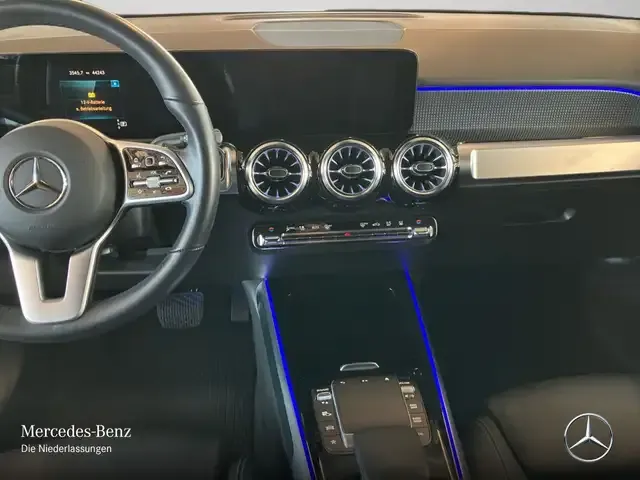 Mercedes-Benz GLB 200