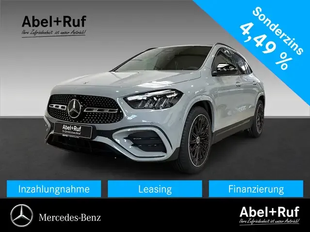 Mercedes-Benz GLA 200