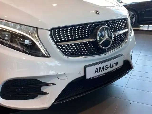 Mercedes-Benz V 250