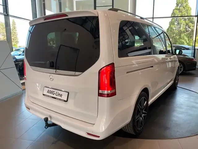 Mercedes-Benz V 250