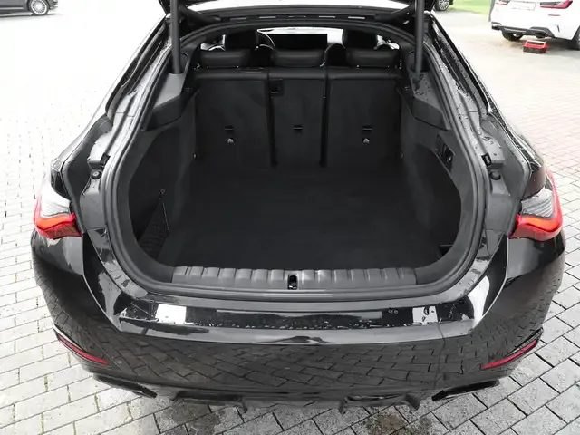 BMW 440