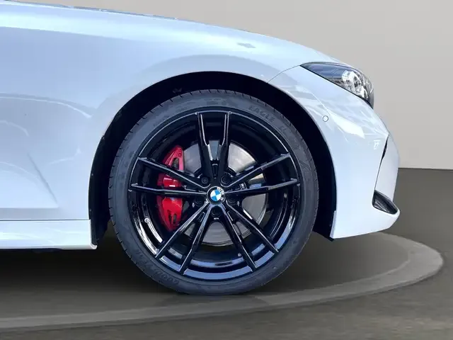 BMW 340