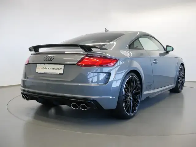 Audi TTS