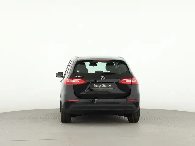 Mercedes-Benz B 250