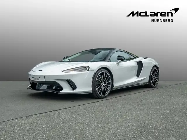 McLaren GT