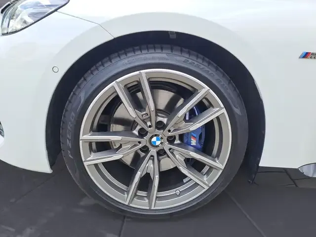 BMW 240