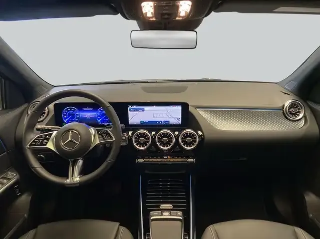 Mercedes-Benz EQA 300