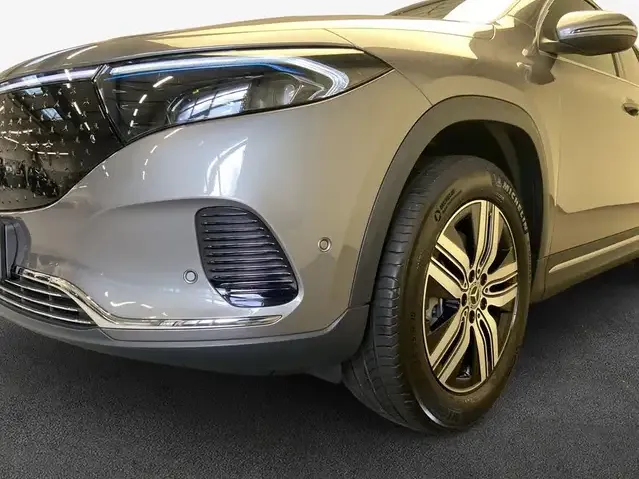 Mercedes-Benz EQA 300