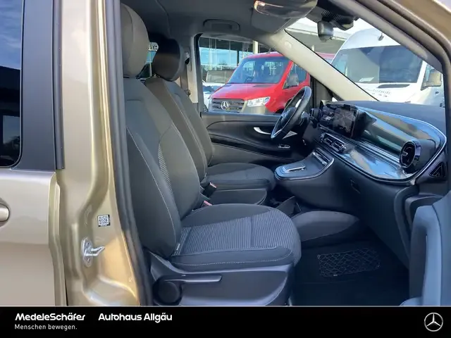 Mercedes-Benz EQV 300