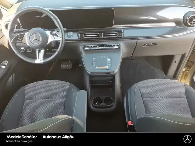 Mercedes-Benz EQV 300