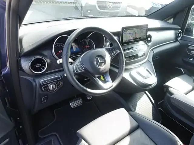 Mercedes-Benz V 300