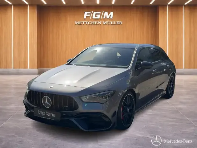 Mercedes-Benz CLA 45 AMG