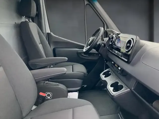 Mercedes-Benz Sonstige