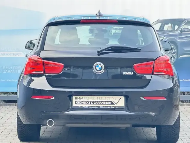 BMW 118