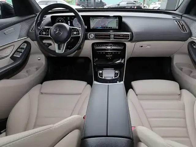 Mercedes-Benz EQC 400