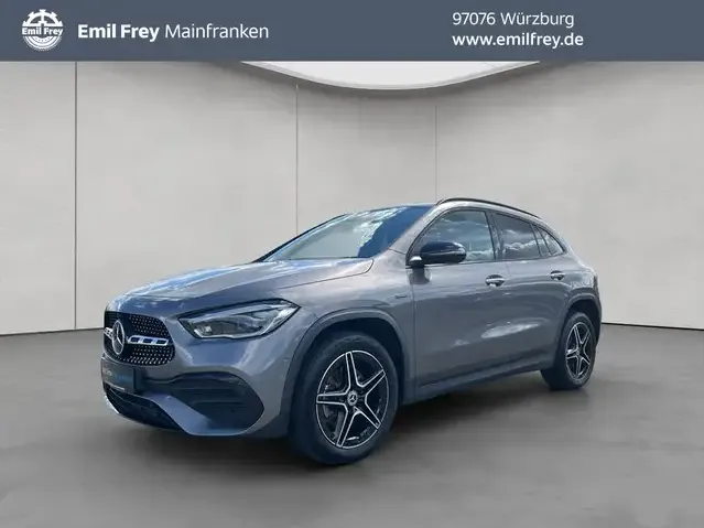 Mercedes-Benz GLA 250