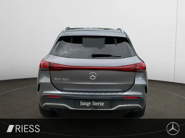 Mercedes-Benz EQA 250