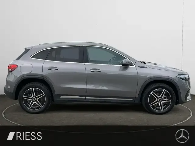 Mercedes-Benz EQA 250