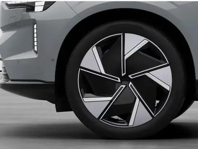Volvo EX90