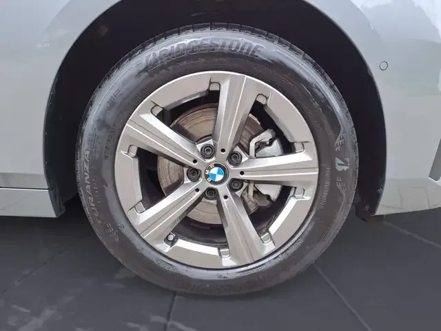 BMW 216