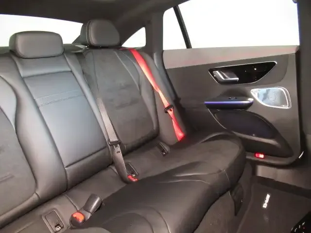 Mercedes-Benz EQE 350