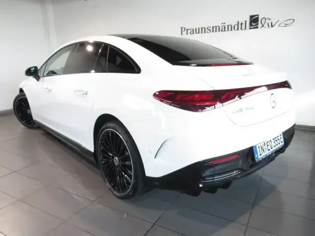 Mercedes-Benz EQE 350