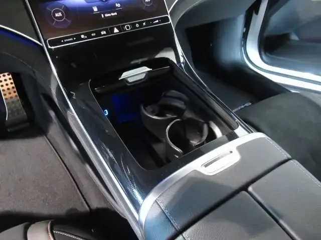 Mercedes-Benz EQE 350