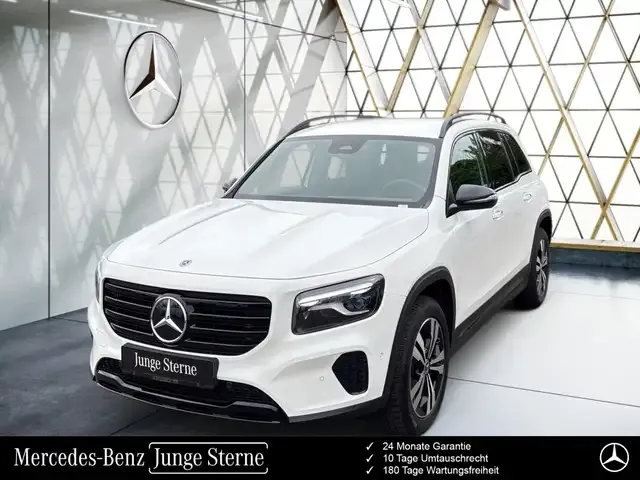 Mercedes-Benz GLB 200