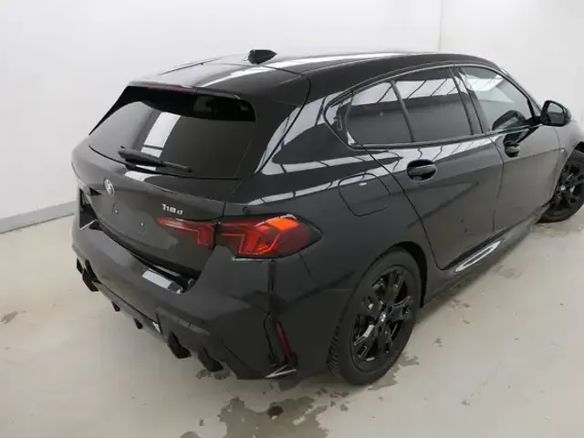 BMW 118