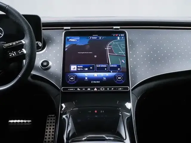 Mercedes-Benz EQE 350