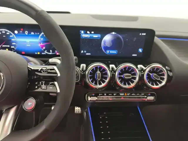 Mercedes-Benz GLA 45 AMG