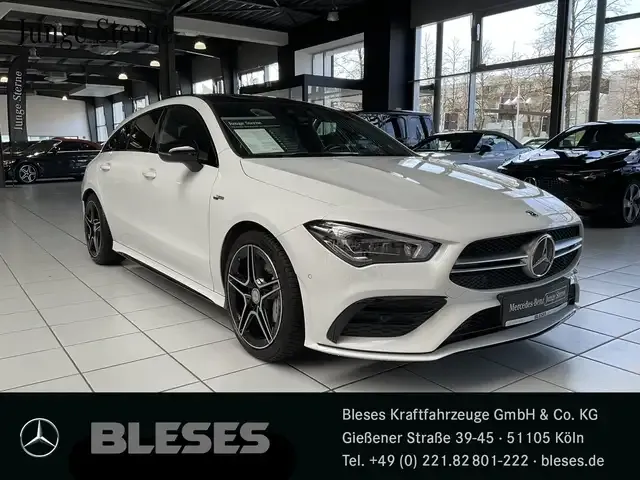 Mercedes-Benz CLA 35 AMG