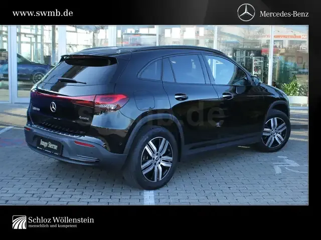 Mercedes-Benz EQA 300