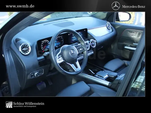 Mercedes-Benz EQA 300