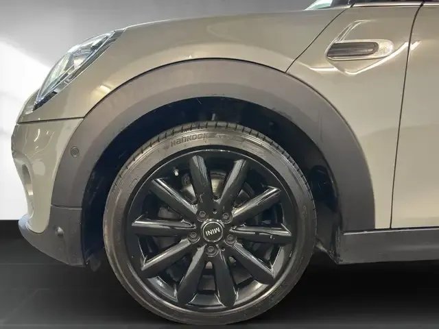 MINI One