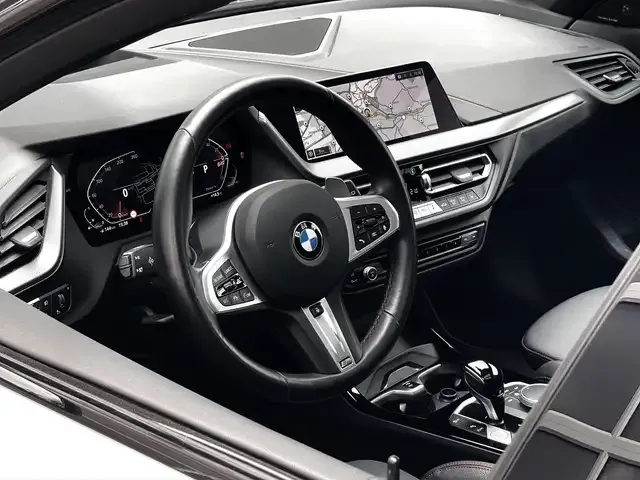 BMW 128