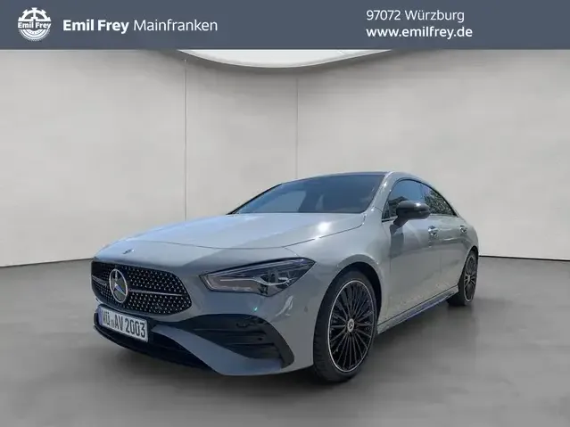 Mercedes-Benz CLA 200