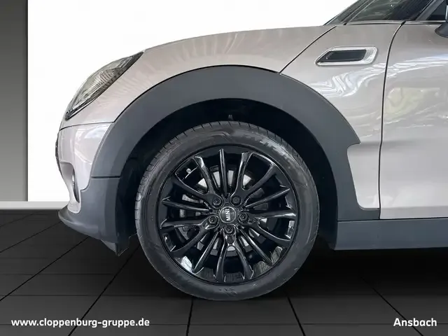 MINI Cooper Clubman