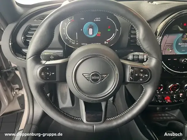 MINI Cooper Clubman