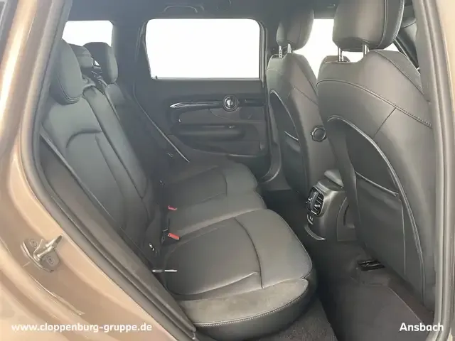 MINI Cooper Clubman