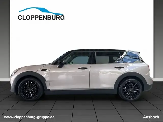 MINI Cooper Clubman
