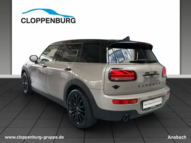 MINI Cooper Clubman