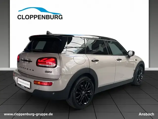 MINI Cooper Clubman